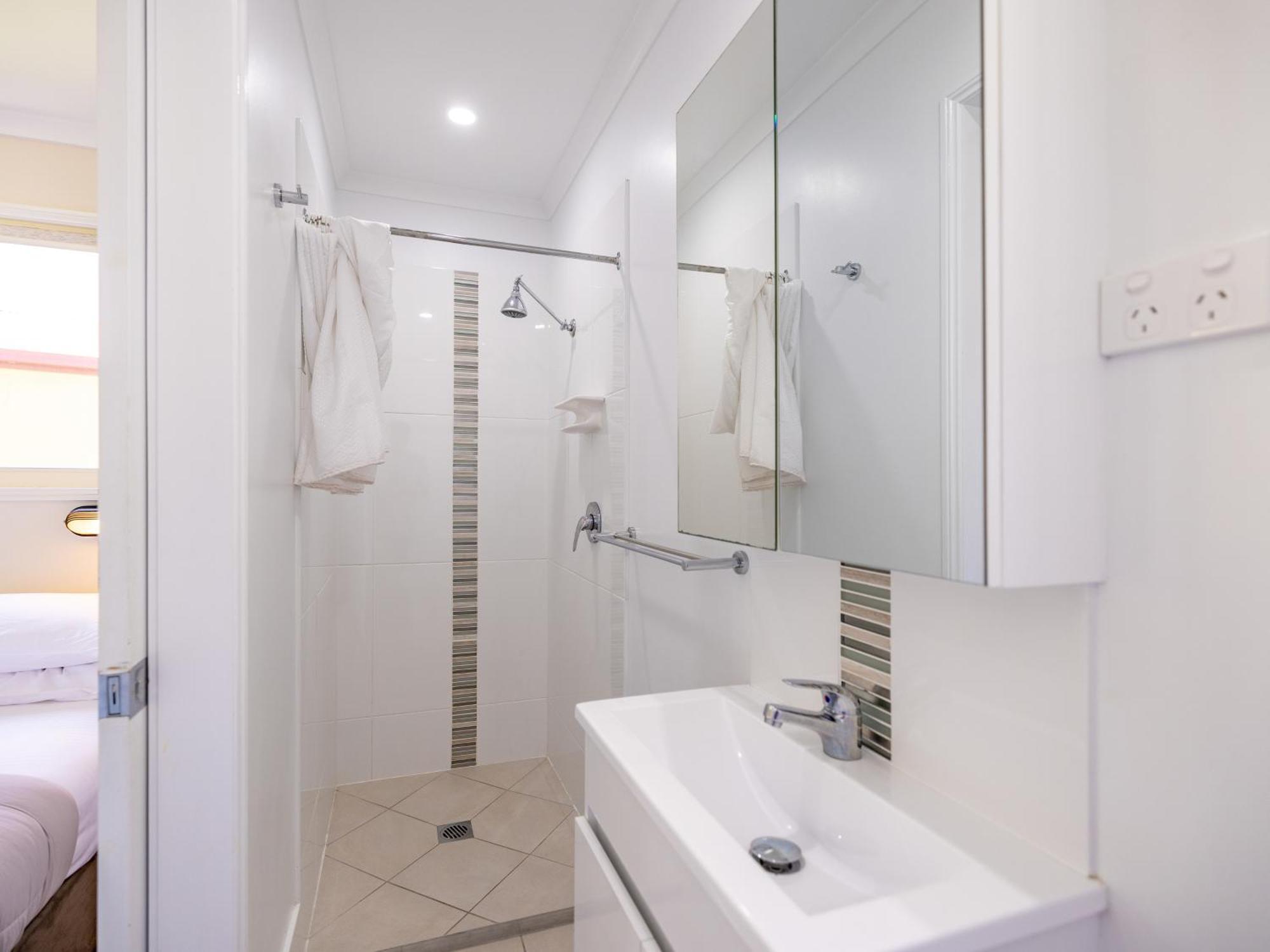 Апартаменты  На улице Староеврейской, 17 Kinka Beach Номер фото
